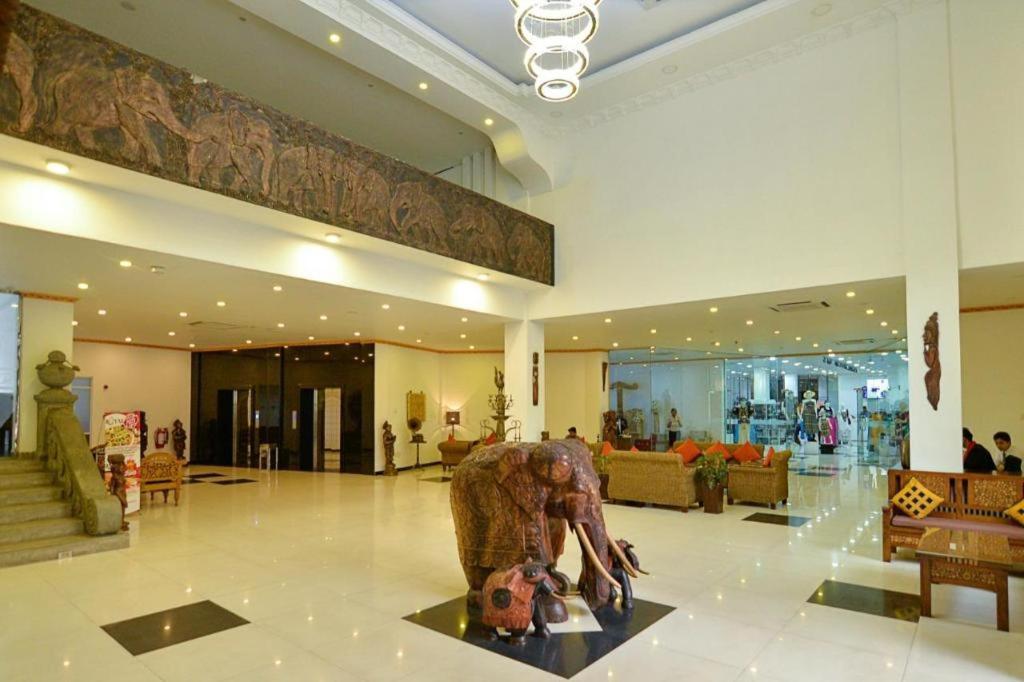 Royal Kandyan Ngoại thất bức ảnh