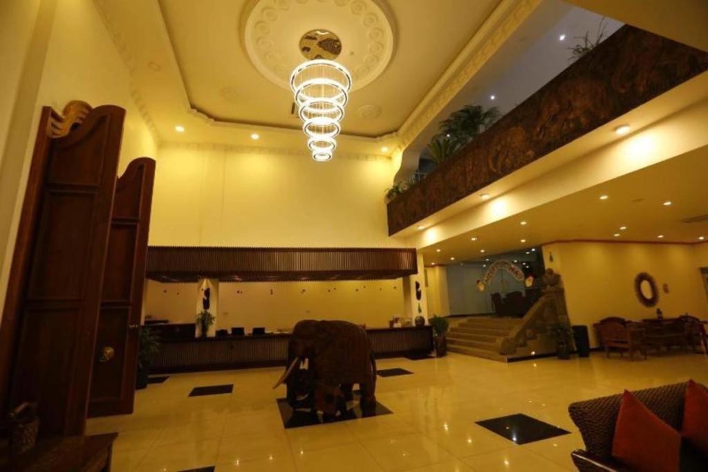 Royal Kandyan Ngoại thất bức ảnh