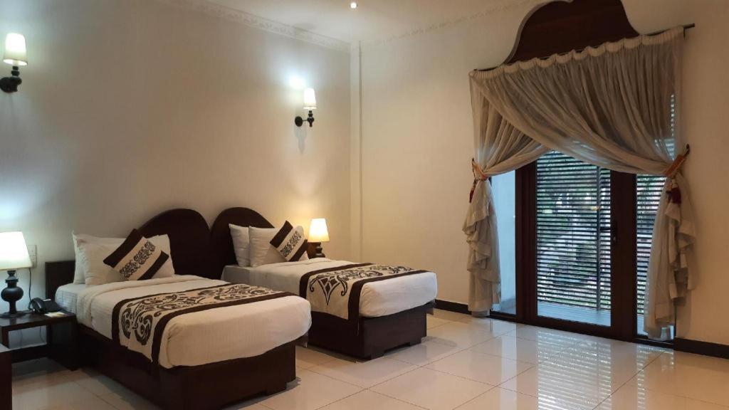 Royal Kandyan Ngoại thất bức ảnh
