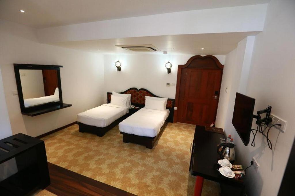 Royal Kandyan Ngoại thất bức ảnh